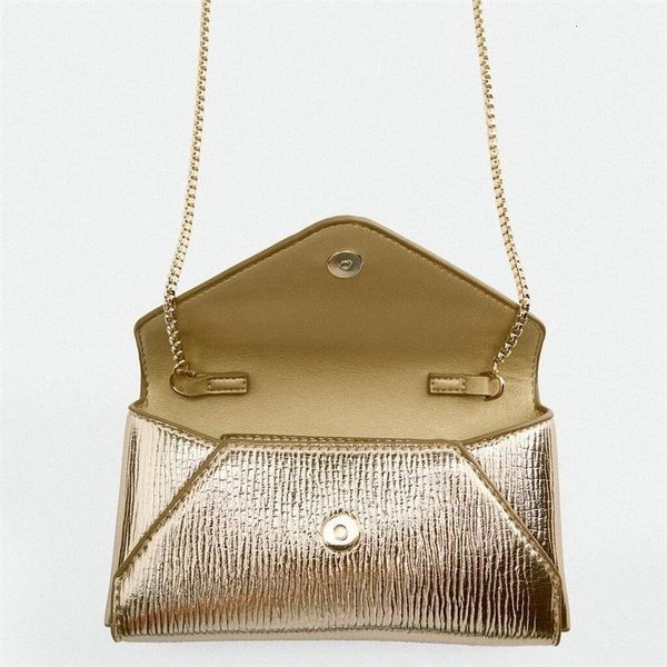 evening bag's 2023 gold mini luxury chain party fashion one shoulder crossbody mobile envelope 230424
evening bag's 2023 gold mini luxury chain party fashion one shoulder crossbody mobile envelope 230424