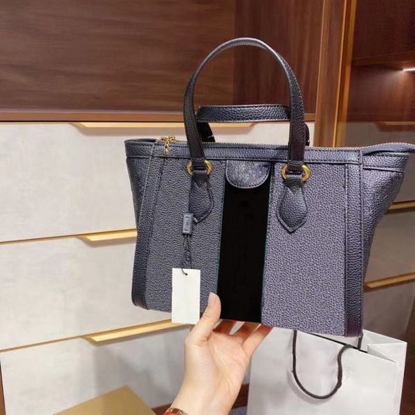 2023 ss luxury designer lady fashion handbags two-tone patchwork genuine leather cover bowling interior zipper pocket shoulder bags
2023 ss luxury designer lady fashion handbags two-tone patchwork genuine leather cover bowling interior zipper pocket shoulder bags