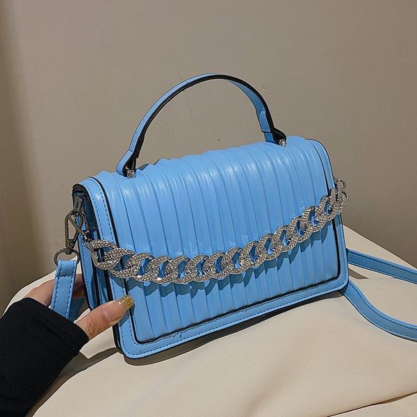 selling big leather latest ladies clutch evening chain hand bags new style, Black;red
selling big leather latest ladies clutch evening chain hand bags new style, Black;red