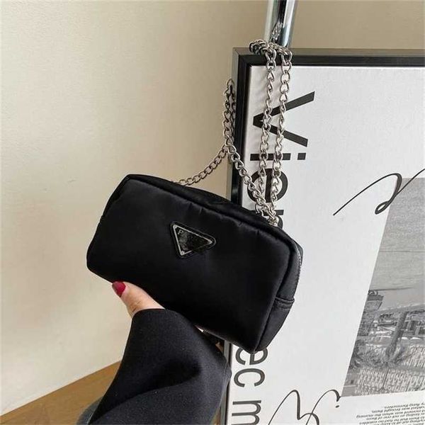 designer bag portable multi-layer mobile phone bag crossbody bag mother's new zero wallet oxford textile waterproof chain bag versatile
designer bag portable multi-layer mobile phone bag crossbody bag mother's new zero wallet oxford textile waterproof chain bag versatile