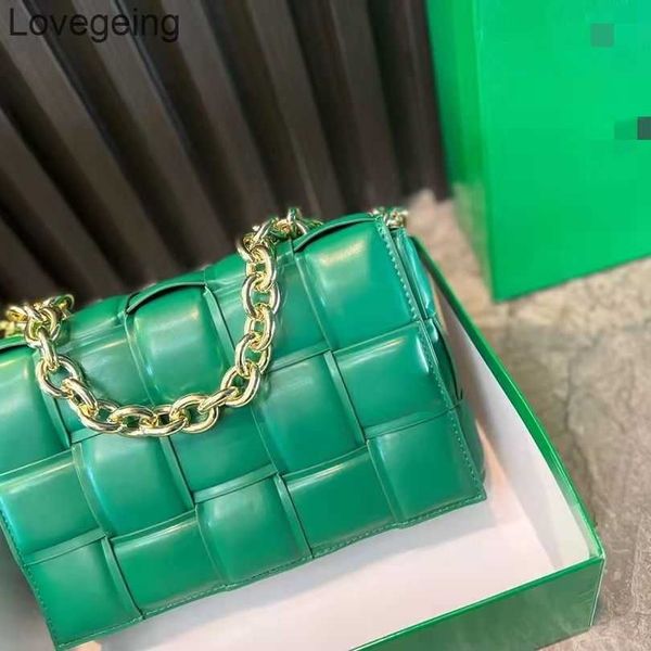 b designer bags for ladies metal pillow vent fashion 2023 thick square bags bot chain woven portable bag pillows sense messenger female cass
b designer bags for ladies metal pillow vent fashion 2023 thick square bags bot chain woven portable bag pillows sense messenger female cass