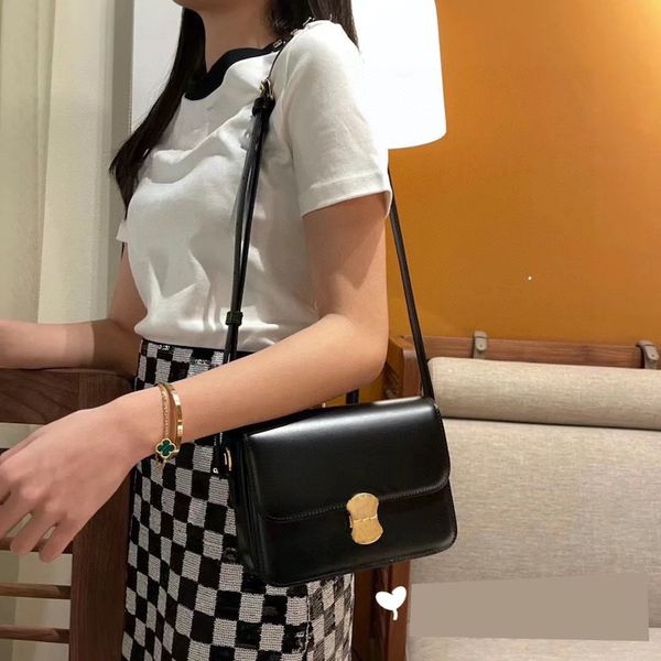 anti theft classic mini shoulder bag classic crossbody bag artificial leather small shoulder bag summer travel designer retro women
anti theft classic mini shoulder bag classic crossbody bag artificial leather small shoulder bag summer travel designer retro women