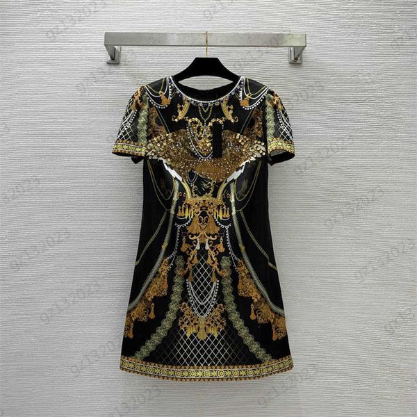 fashion dresses luxury drill decorative neckline classic crew neck design short sleeves dress retro plaid print bunching waist slimming maxi, Black;gray
fashion dresses luxury drill decorative neckline classic crew neck design short sleeves dress retro plaid print bunching waist slimming maxi, Black;gray