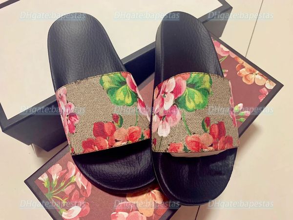 2023 summer new slide designer shoe luxury woman man slipper canvas animal prints sandal brand slides real crocodile leather flip flop flat, Black
2023 summer new slide designer shoe luxury woman man slipper canvas animal prints sandal brand slides real crocodile leather flip flop flat, Black