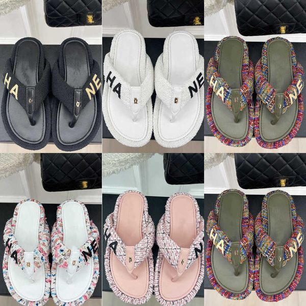 2023 womens chevron thong sandal slippers white black plaid tweed fabric sheepskin canvas rubber insole flip flops flatform sole slides woma
2023 womens chevron thong sandal slippers white black plaid tweed fabric sheepskin canvas rubber insole flip flops flatform sole slides woma