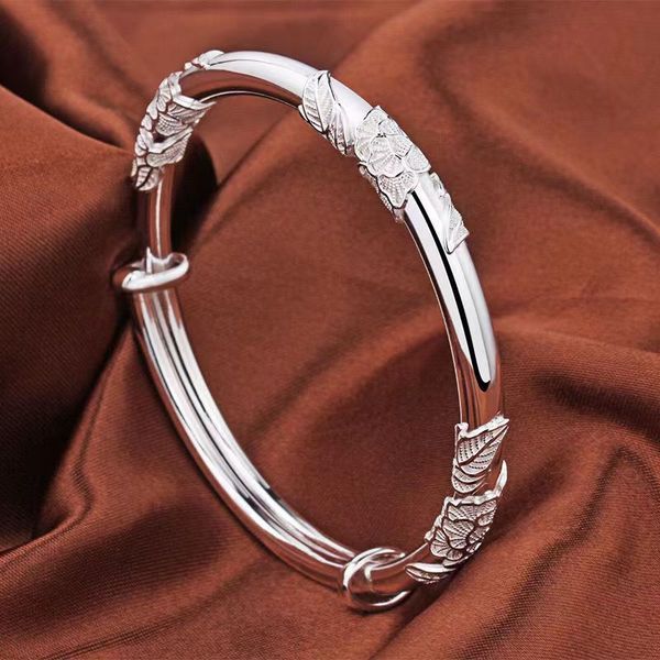 exquisite sterling silver bracelet 9999 brushed fashionable foot silver bracelet 2023 new style bracelet youth gift for girlfriend and lover, Golden;silver
exquisite sterling silver bracelet 9999 brushed fashionable foot silver bracelet 2023 new style bracelet youth gift for girlfriend and lover, Golden;silver