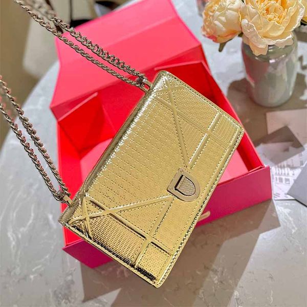 chain shoulder bag mini designer bags purse women's handbag cowhide material fashion crossbody bag shine like a diamond wallet
chain shoulder bag mini designer bags purse women's handbag cowhide material fashion crossbody bag shine like a diamond wallet