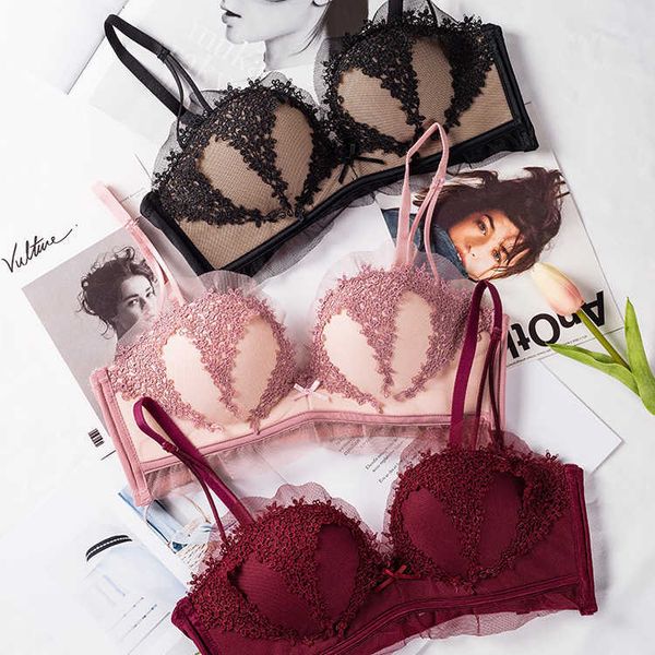 set push up bra set underwear women panties bralette embroidery lace temptation lingerie female padded cotton bralet set j230426, Red;black
set push up bra set underwear women panties bralette embroidery lace temptation lingerie female padded cotton bralet set j230426, Red;black