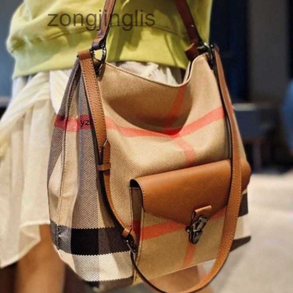 fashion fashion hands leisure outlet bag burbrerys new designers versatile handbags large capacity cowhide bucket bag 2023 new high-level se
fashion fashion hands leisure outlet bag burbrerys new designers versatile handbags large capacity cowhide bucket bag 2023 new high-level se
