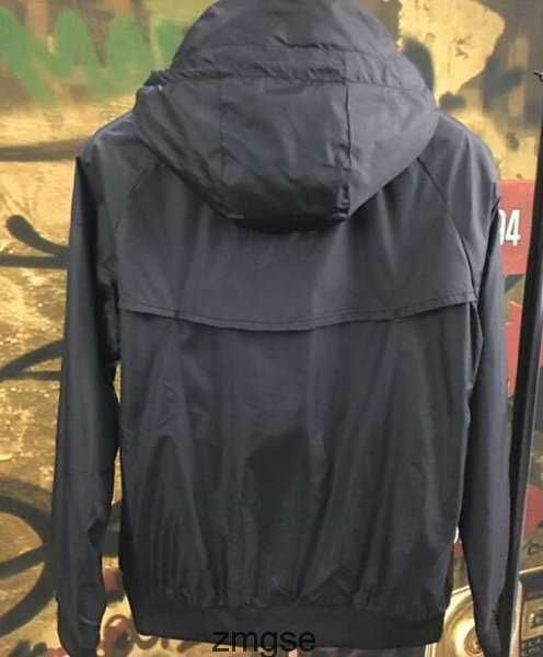 jacket 4colors men spring autumn windrunner thin jacket coat men sports windbreaker jacket explosion couple clothin men's rxv5, Black;brown
jacket 4colors men spring autumn windrunner thin jacket coat men sports windbreaker jacket explosion couple clothin men's rxv5, Black;brown