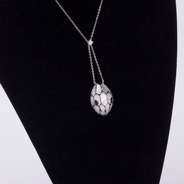 silver designer dainty initial necklaces for women elegant snake clover locket necklace highly quality choker chains hard jewelry 18k plated
silver designer dainty initial necklaces for women elegant snake clover locket necklace highly quality choker chains hard jewelry 18k plated