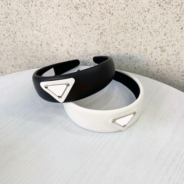 20style p family fashion designers headband inverted triangle leather head wrap retro simple temperament korean women letter hair accessorie, Silver
20style p family fashion designers headband inverted triangle leather head wrap retro simple temperament korean women letter hair accessorie, Silver