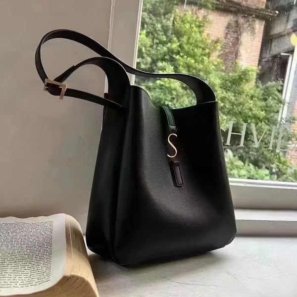 designer le5a7 hobo shoulder bags womens famous cowhide handle totes handbags shoulder bag hobo mens luxury messenger beach clutch crossbody
designer le5a7 hobo shoulder bags womens famous cowhide handle totes handbags shoulder bag hobo mens luxury messenger beach clutch crossbody