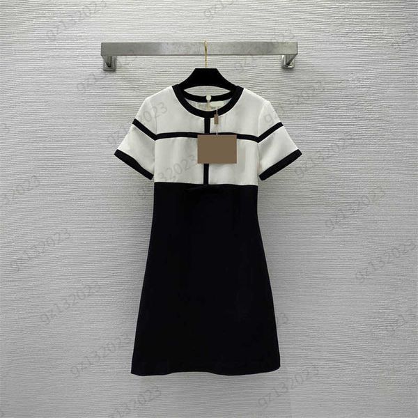 designer dresses patchwork color striped decoration crewneck short sleeve casual dress high waist line bunching waist design commuter style, Black;gray
designer dresses patchwork color striped decoration crewneck short sleeve casual dress high waist line bunching waist design commuter style, Black;gray