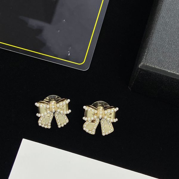 fashion designer c earring luxury stud earing brand women jewelry metal letter ccity crystal pearl gold earrings cjeweler woman gift orecchi, Golden;silver
fashion designer c earring luxury stud earing brand women jewelry metal letter ccity crystal pearl gold earrings cjeweler woman gift orecchi, Golden;silver