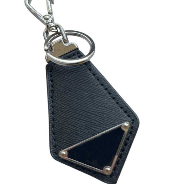 black key chain accessories p keychains designer letter luxury pattern car keychain jewelry gifts lanyards for key bag, Silver
black key chain accessories p keychains designer letter luxury pattern car keychain jewelry gifts lanyards for key bag, Silver