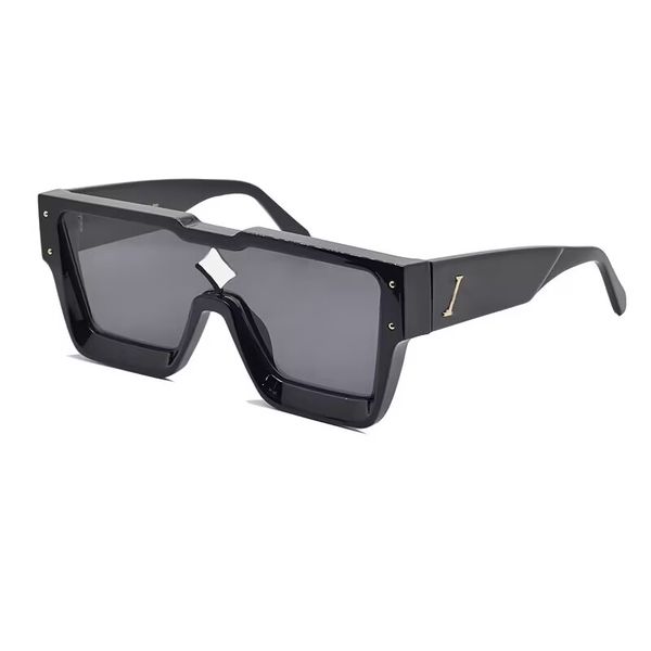 Designer Cyclone Men & Women Fashion Large Frame Square Mens Popular Eye Glasses Millionaires Plank Sunglasses 1547 Vintage Eyeglasses
Designer Cyclone Men & Women Fashion Large Frame Square Mens Popular Eye Glasses Millionaires Plank Sunglasses 1547 Vintage Eyeglasses