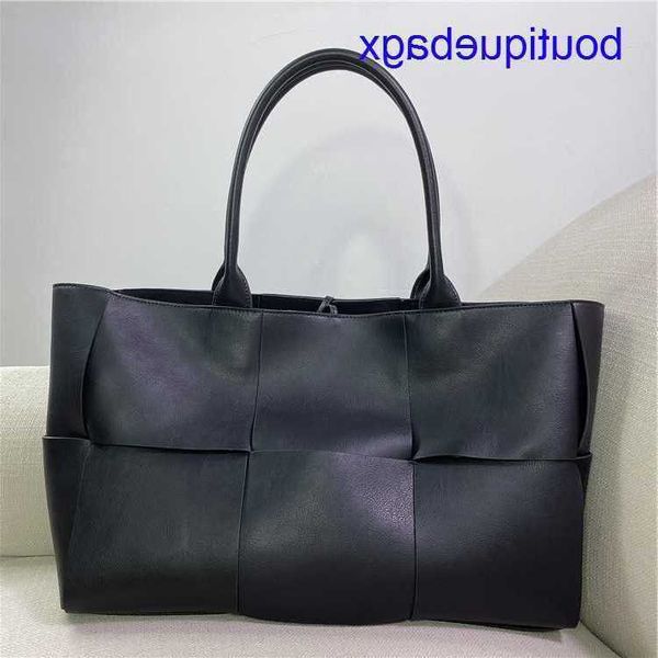 luxury bottegss venetss arco evening bags online store new 2023 huiqiao autumn song and same winter genuine leather woven tote sho with logo
luxury bottegss venetss arco evening bags online store new 2023 huiqiao autumn song and same winter genuine leather woven tote sho with logo