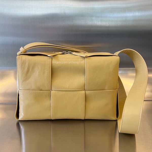 10a bv's candy arco camera bags fashion designer cowhide knited woman shoulder bag lady fashion genuine leather butter color crossbody, Black;red
10a bv's candy arco camera bags fashion designer cowhide knited woman shoulder bag lady fashion genuine leather butter color crossbody, Black;red