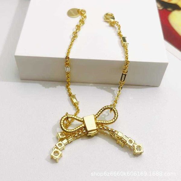 miao jia gaoding's new bow tie tassel diamond earstuds women's clavicle necklace bracelet zirconium high grade feeling full of ele, Golden;silver
miao jia gaoding's new bow tie tassel diamond earstuds women's clavicle necklace bracelet zirconium high grade feeling full of ele, Golden;silver
