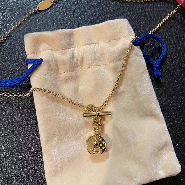 fashion designer women pendant necklace jewelry classic 18k gold girl valentines day jewelry, Silver
fashion designer women pendant necklace jewelry classic 18k gold girl valentines day jewelry, Silver