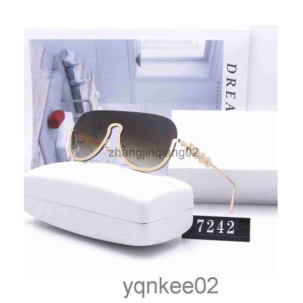 designer versage sunglass cycle luxurys fashion sport polarize sunglasses for womens mens summer driving tourism vacation shopping oversized, White;black
designer versage sunglass cycle luxurys fashion sport polarize sunglasses for womens mens summer driving tourism vacation shopping oversized, White;black