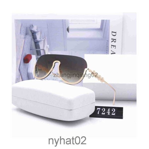 designer versage sunglass cycle luxurys fashion sport polarize sunglasses for womens mens summer driving tourism vacation shopping oversized, White;black
designer versage sunglass cycle luxurys fashion sport polarize sunglasses for womens mens summer driving tourism vacation shopping oversized, White;black
