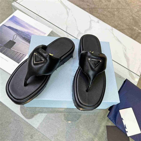 fashion slippers 2023 pradity luxury design summer men's and women's flats thick soled leather rubber lettering logo casual cartoo, Black
fashion slippers 2023 pradity luxury design summer men's and women's flats thick soled leather rubber lettering logo casual cartoo, Black