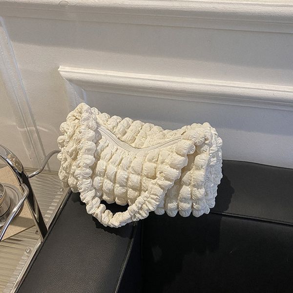 evening bags bxx versatile solid color pleated underarm bag for women 2023 fashionable handbags portable mobile shoulder 8r013 230426
evening bags bxx versatile solid color pleated underarm bag for women 2023 fashionable handbags portable mobile shoulder 8r013 230426