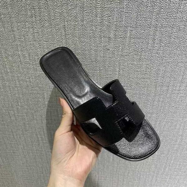 luxurys spring heel womens slides 2023 designer leather low oran slippers sandals outerwear versatile red beach 8a7w
luxurys spring heel womens slides 2023 designer leather low oran slippers sandals outerwear versatile red beach 8a7w