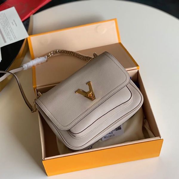 designer flap bag luxury crossbody bag handbags genuine leather shoulder bag 23cm level replication evening bag with box wl104
designer flap bag luxury crossbody bag handbags genuine leather shoulder bag 23cm level replication evening bag with box wl104