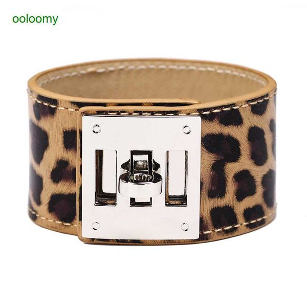 hemres designer bracelet 2023 new better selling bracelet fashion personalized wide leather colorful solid button pu handicraft 565k, Black
