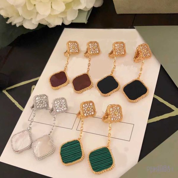 luxury designer fashion charm earrings women 18k gold diamond four-leaf clover earrings with box, Golden
luxury designer fashion charm earrings women 18k gold diamond four-leaf clover earrings with box, Golden