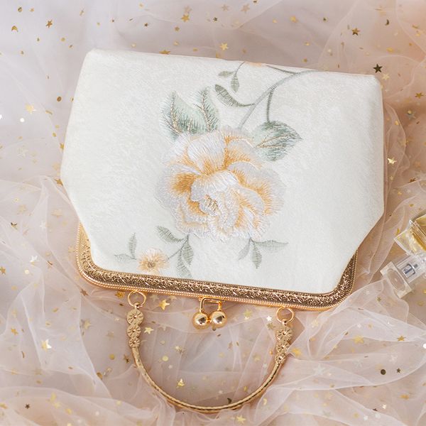 waist bags antique crossbody 2023 simple embroidery chinese style female summer allmatching 230426
waist bags antique crossbody 2023 simple embroidery chinese style female summer allmatching 230426