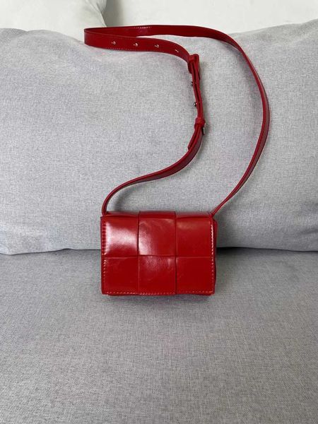 shoulder designer bag cassette botegas one womens new real batega spring summer bags cowhide woven luxurys small mini versatile messenger ct
shoulder designer bag cassette botegas one womens new real batega spring summer bags cowhide woven luxurys small mini versatile messenger ct
