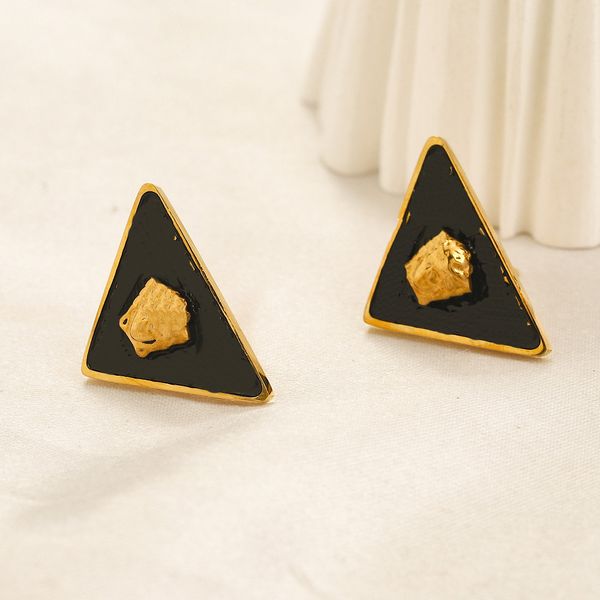 18k gold stud earrings women's gifts love jewelry earrings 2023 brand wedding party earrings luxury family gifts jewelry wholesale, Golden;silver
18k gold stud earrings women's gifts love jewelry earrings 2023 brand wedding party earrings luxury family gifts jewelry wholesale, Golden;silver
