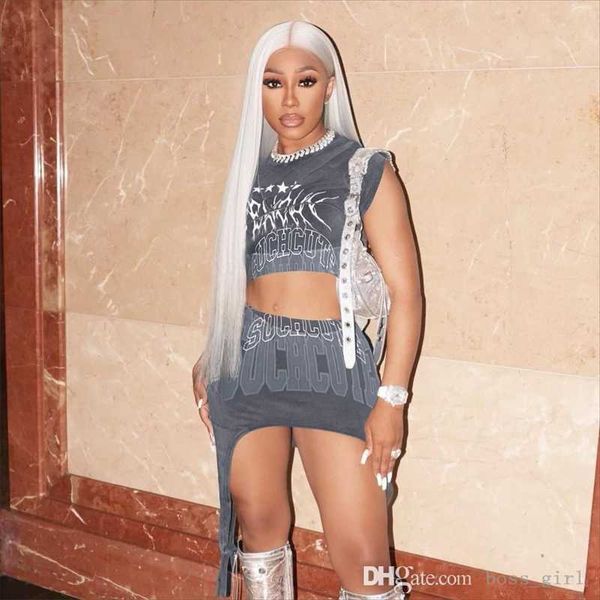2023 designer dress women two piece outfits summer letter print round neck exposed navel short sleeve irregular half skirt set, Black;gray
2023 designer dress women two piece outfits summer letter print round neck exposed navel short sleeve irregular half skirt set, Black;gray