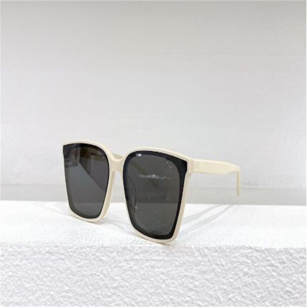 womens sunglasses for women men sun glasses mens fashion style protects eyes uv400 lens with random box and case 7638, White;black
womens sunglasses for women men sun glasses mens fashion style protects eyes uv400 lens with random box and case 7638, White;black