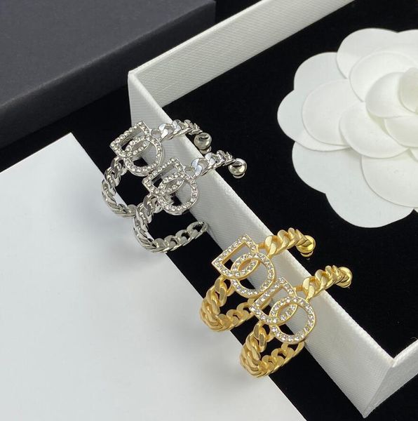 fashion designer gold silver chain dangle earring hip hop earrings crystal rhinestone letter eardrop wedding party jewelry for women
fashion designer gold silver chain dangle earring hip hop earrings crystal rhinestone letter eardrop wedding party jewelry for women