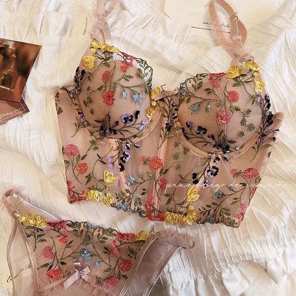 bras sets 6 breasted extended embroidered bra and panty set floral lace women underwear female thin cotton cup push up lingerie suit 230426, Red;black
bras sets 6 breasted extended embroidered bra and panty set floral lace women underwear female thin cotton cup push up lingerie suit 230426, Red;black