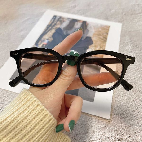 fashion gentle monster cool sunglasses gm designer 2022 new for men anti uv women small frame rice nail style fashionable brown glasses, White;black
fashion gentle monster cool sunglasses gm designer 2022 new for men anti uv women small frame rice nail style fashionable brown glasses, White;black