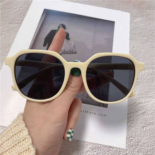 fashion gm cool sunglasses gentle monster designer korean version ins women's polygonal men's tiktok disco big face slim fashion n, White;black
fashion gm cool sunglasses gentle monster designer korean version ins women's polygonal men's tiktok disco big face slim fashion n, White;black