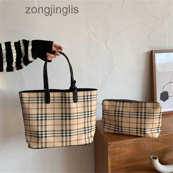 new fashion hands outlet tote designer burbrerys women handbags new fashion threepiece checker bag large capacity mother bag travel mommy ba
new fashion hands outlet tote designer burbrerys women handbags new fashion threepiece checker bag large capacity mother bag travel mommy ba