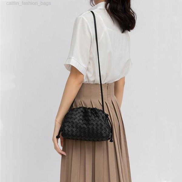 2023 fashion designer bag women's niche braided bag one shoulder bag summer beach leisure braided bag cloud bag crossbody bag small siz
2023 fashion designer bag women's niche braided bag one shoulder bag summer beach leisure braided bag cloud bag crossbody bag small siz