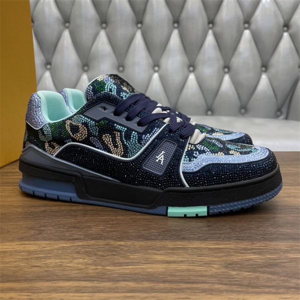 fully drilled designer casual sneakers man skate sports sneaker lace-up leather shaking senior platform rhinestones wholesalejdsneaker luxur
fully drilled designer casual sneakers man skate sports sneaker lace-up leather shaking senior platform rhinestones wholesalejdsneaker luxur