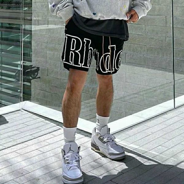 shorts rhude basketball for fashion casual reflective skateboard hip hop beach pocket zipper print gym, White;black
shorts rhude basketball for fashion casual reflective skateboard hip hop beach pocket zipper print gym, White;black