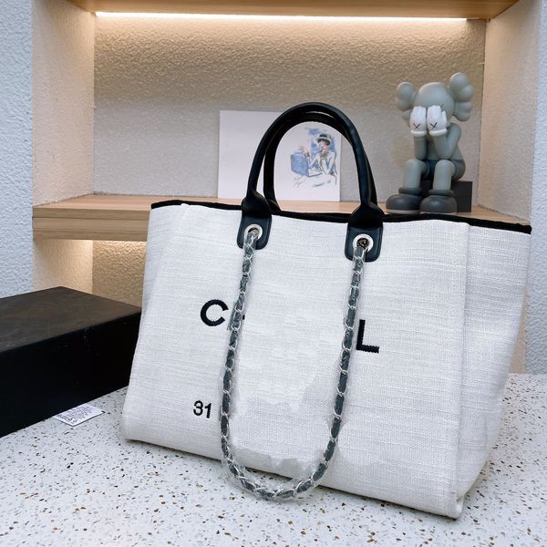 designer beach bag shopping bag leather gold chain silver chain fashion explosion monodiagonal shoulder bag
designer beach bag shopping bag leather gold chain silver chain fashion explosion monodiagonal shoulder bag