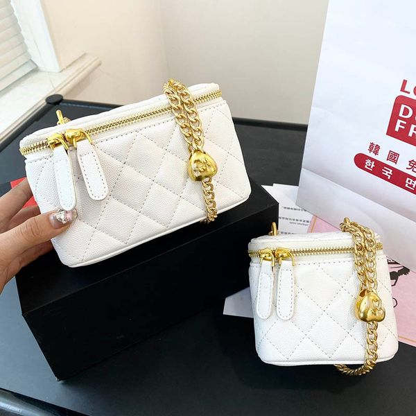 mini love heart women cosmetic bag with mirror double size gold hardware retro fanny pack adjustable chain matelasse genuine leather trend c
mini love heart women cosmetic bag with mirror double size gold hardware retro fanny pack adjustable chain matelasse genuine leather trend c