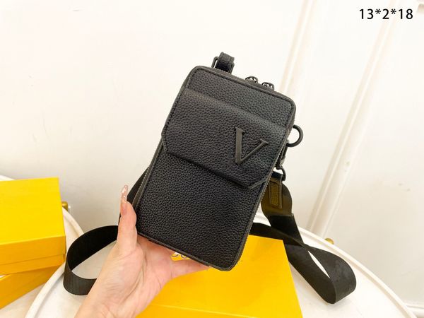 designer bags mobile phone bag crossbody handbag shoulder bag genuine leather womens hobo chest pack luxurys designers pochette accessories
designer bags mobile phone bag crossbody handbag shoulder bag genuine leather womens hobo chest pack luxurys designers pochette accessories