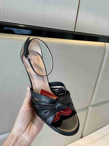 r fashion sandals ggity summer cool classic slippers platform sandal women's fashion outdoor casual sandals k135, Black
r fashion sandals ggity summer cool classic slippers platform sandal women's fashion outdoor casual sandals k135, Black